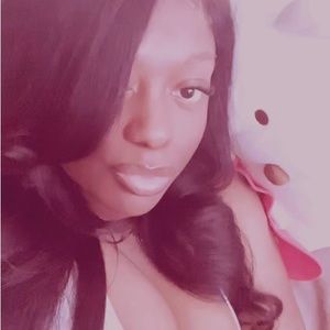 Meet your Posher, Alphonsine